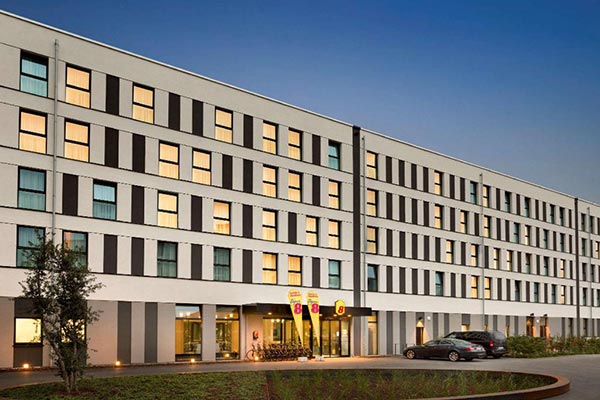 Referenz: Hotel Super 8 Hilton by Hilton in Freiburg - RN Estrich GmbH
